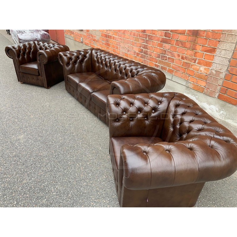 Chesterfield Ledersofa Classic XL 3,5-Sitzer