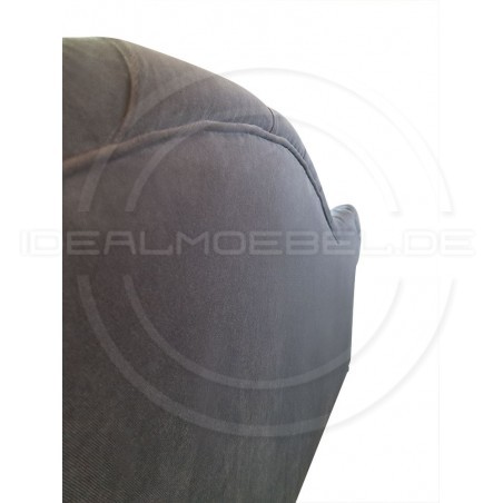 Szezlong Chesterfield March