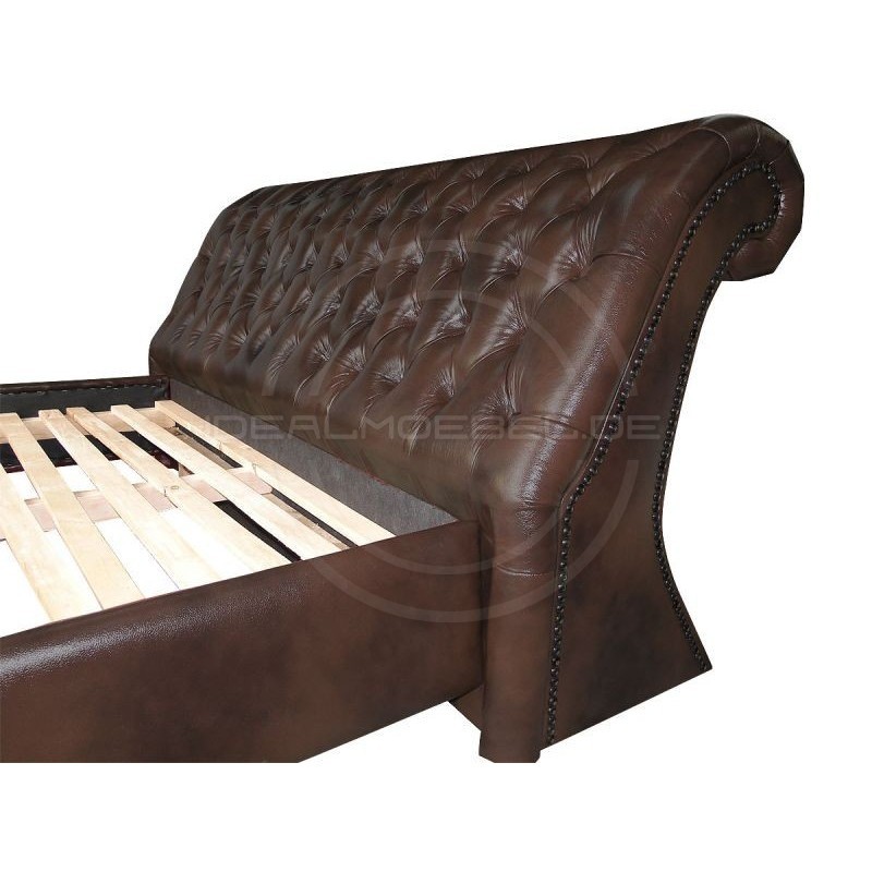 Łóżko Chesterfield Jones