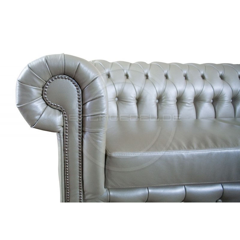 Sofa Chesterfield March Rem w skórze z funkcją spania
